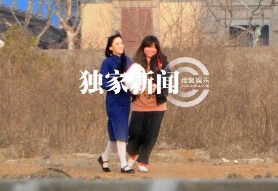 韩寒<em>电影</em>玩穿越 陈乔恩化身民国<em>女学生</em>_金鹰网