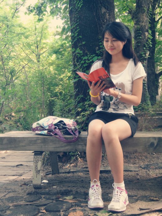 南大学霸校花走红 清纯可人被赞赛过奶茶妹妹