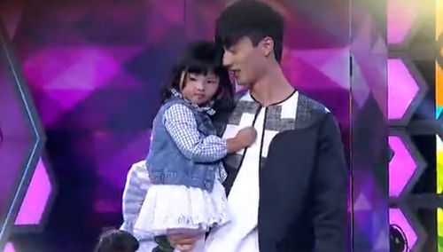 刘恺威和赵丽颖上快乐大本营_刘恺威和赵丽颖