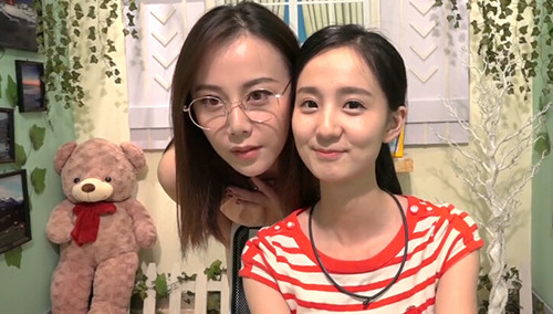 《818完美聊天室》20151028期:翁炜炜狠爆许晓诺太脏 心疼三军发飙骂